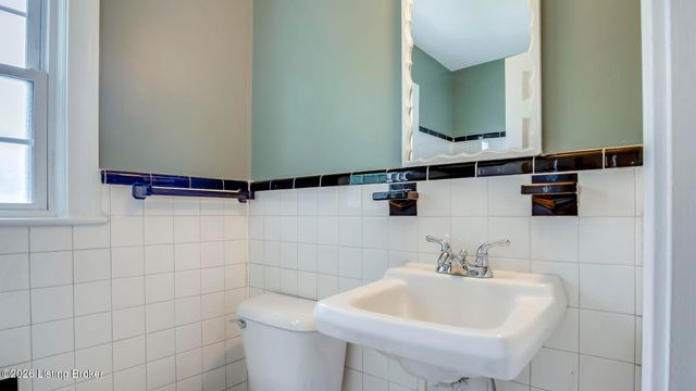 5712 Southern Pkwy, Louisville, KY 40214