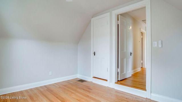 5712 Southern Pkwy, Louisville, KY 40214