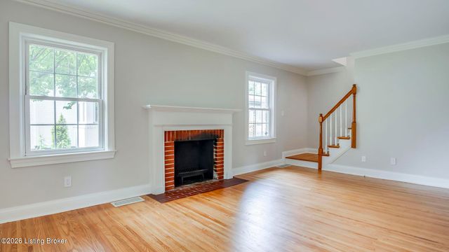 5712 Southern Pkwy, Louisville, KY 40214