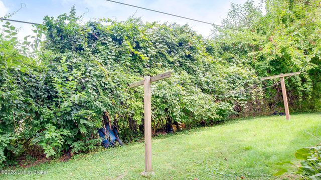 5712 Southern Pkwy, Louisville, KY 40214