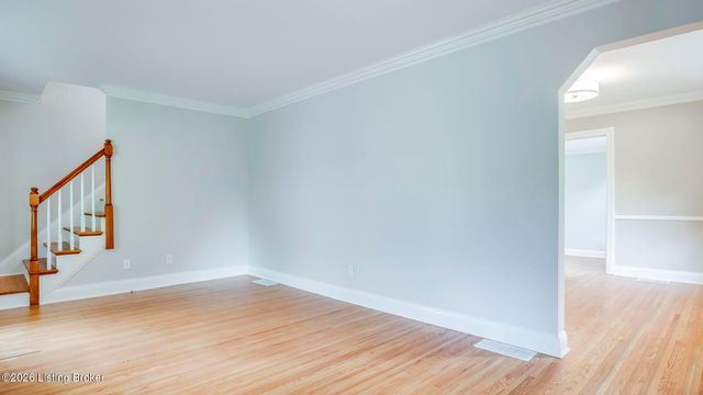 5712 Southern Pkwy, Louisville, KY 40214