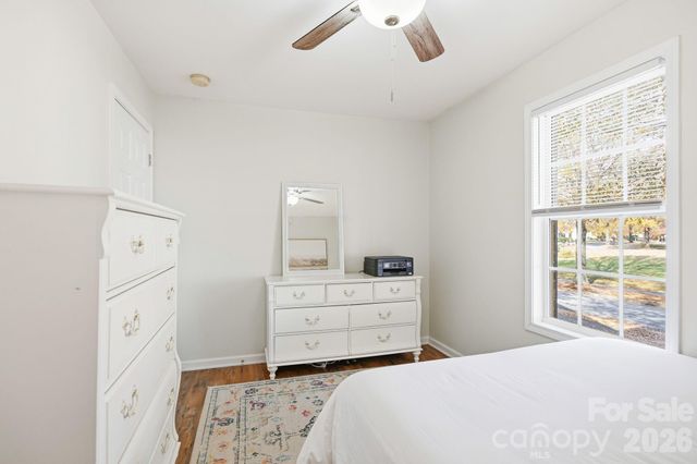 298 Town Park Drive 202, Advance, NC 27006