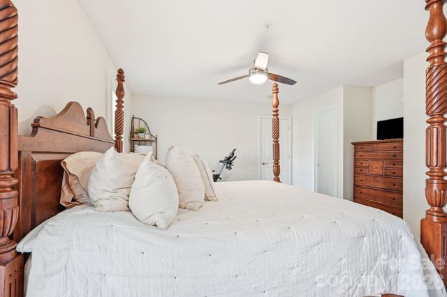 298 Town Park Drive 202, Advance, NC 27006