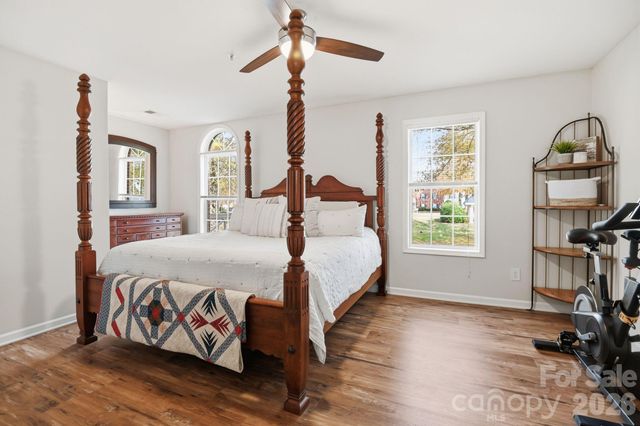 298 Town Park Drive 202, Advance, NC 27006