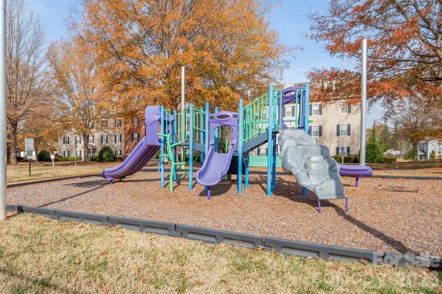 298 Town Park Drive 202, Advance, NC 27006