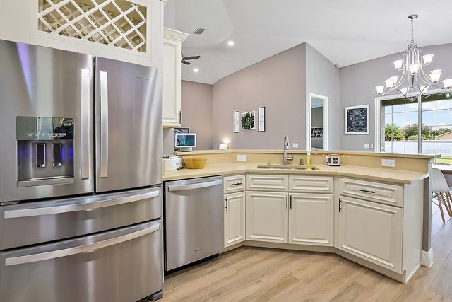 5035 NE 125TH LOOP, Oxford, FL 34484