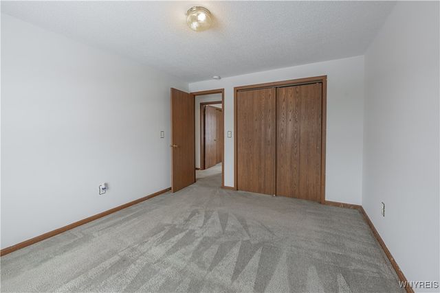 6170 Old Beattie Road, Lockport Town, NY 14094