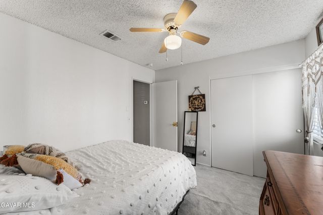 729 Whitlatch Drive, Lancaster, CA 93535