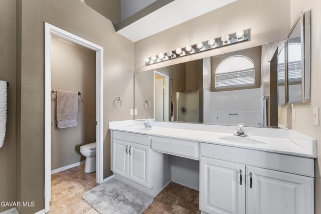 729 Whitlatch Drive, Lancaster, CA 93535