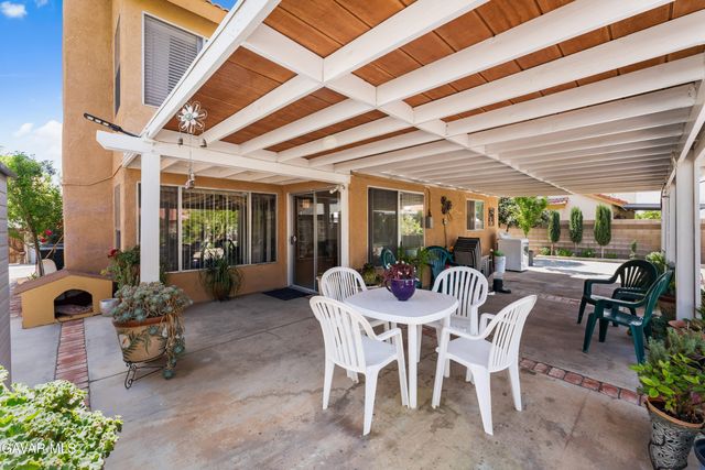 729 Whitlatch Drive, Lancaster, CA 93535