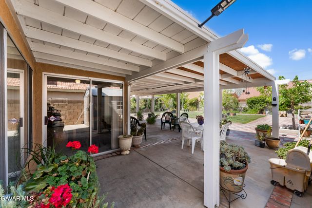 729 Whitlatch Drive, Lancaster, CA 93535