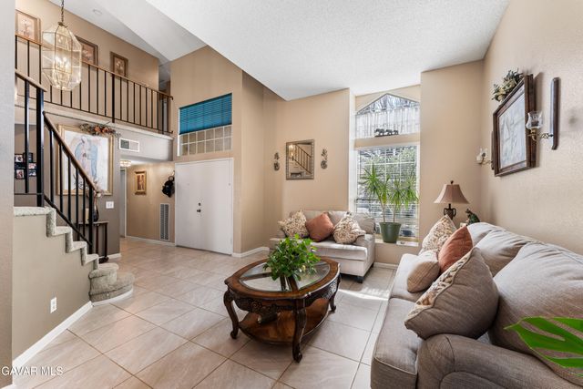 729 Whitlatch Drive, Lancaster, CA 93535