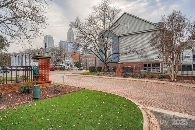 529 N Graham Street 2G, Charlotte, NC 28202