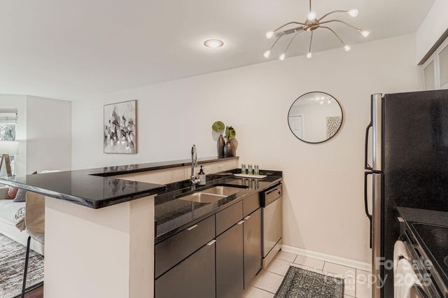 529 N Graham Street 2G, Charlotte, NC 28202