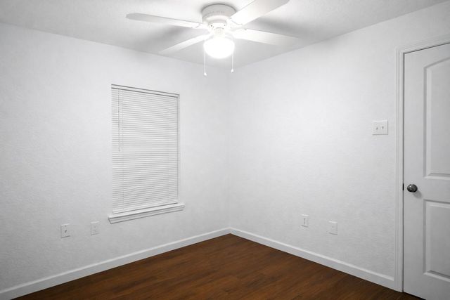 916 Parkway Street, Baytown, TX 77520