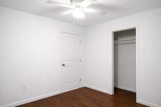 916 Parkway Street, Baytown, TX 77520