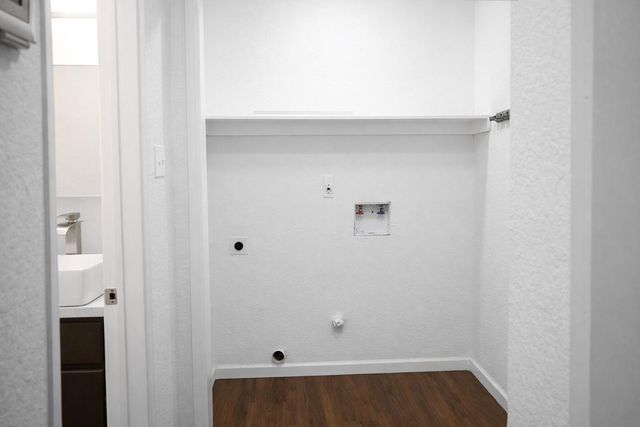 916 Parkway Street, Baytown, TX 77520