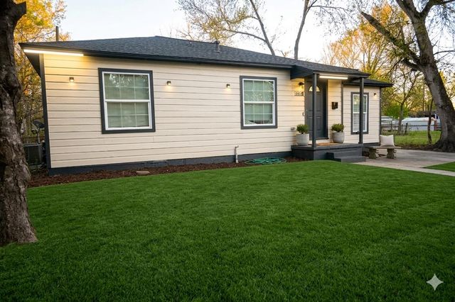 916 Parkway Street, Baytown, TX 77520