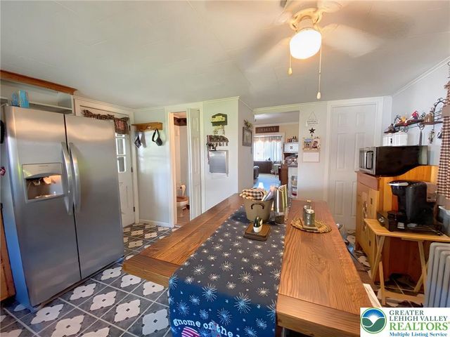 395 Centre Street, Parryville Boro, PA 18071
