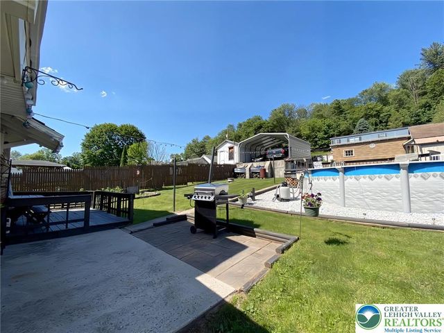 395 Centre Street, Parryville Boro, PA 18071