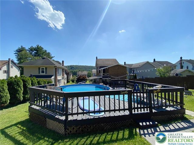 395 Centre Street, Parryville Boro, PA 18071