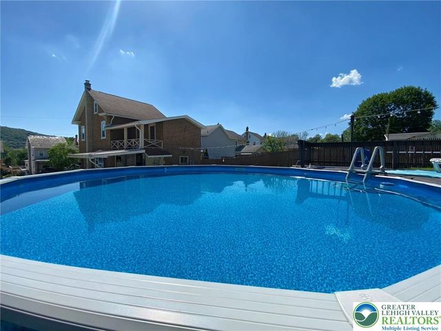 395 Centre Street, Parryville Boro, PA 18071