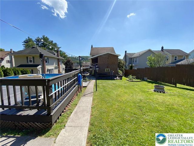 395 Centre Street, Parryville Boro, PA 18071