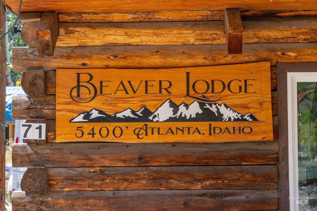 71 W Main, Atlanta, ID 83601