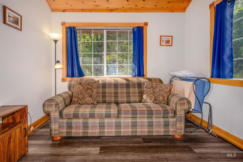 71 W Main, Atlanta, ID 83601 photo 19