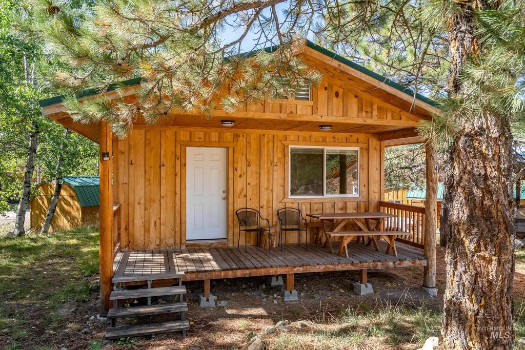 71 W Main, Atlanta, ID 83601 photo 22