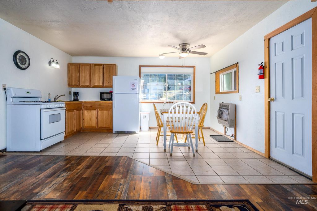 71 W Main, Atlanta, ID 83601 photo 32