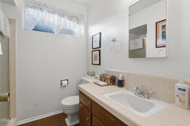 16916 Dormie Place, Los Angeles, CA 91436