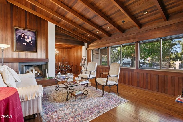 16916 Dormie Place, Los Angeles, CA 91436