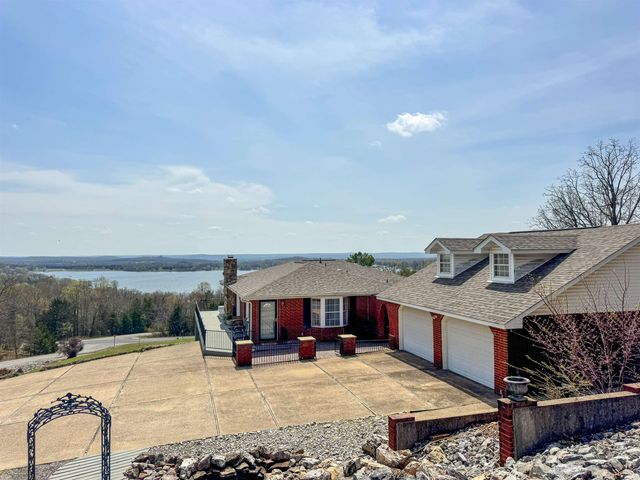 2009 Michigan Ave, Horseshoe Bend, AR 72512