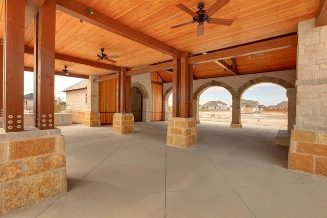 2216 Shady Elm Road, Midlothian, TX 76065