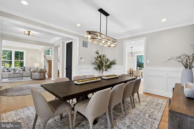 7107 PENGUIN PL, Falls Church, VA 22043