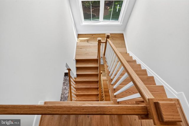 7107 PENGUIN PL, Falls Church, VA 22043