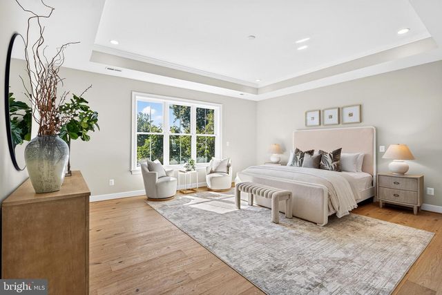 7107 PENGUIN PL, Falls Church, VA 22043