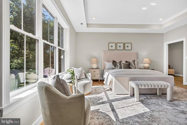 7107 PENGUIN PL, Falls Church, VA 22043