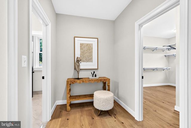 7107 PENGUIN PL, Falls Church, VA 22043
