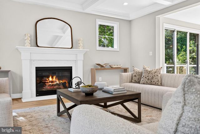 7107 PENGUIN PL, Falls Church, VA 22043