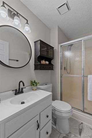 1981 Saint Johns Crossing, Arnold, MO 63010