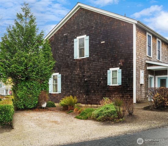 24 Float Lane, Pacific Beach, WA 98571