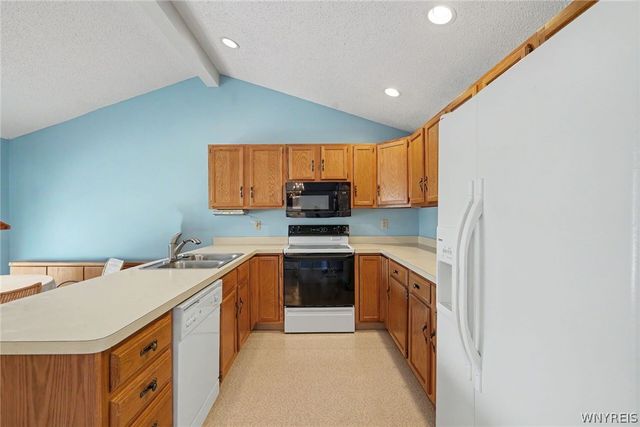 145 Wedgewood Drive, Amherst, NY 14221