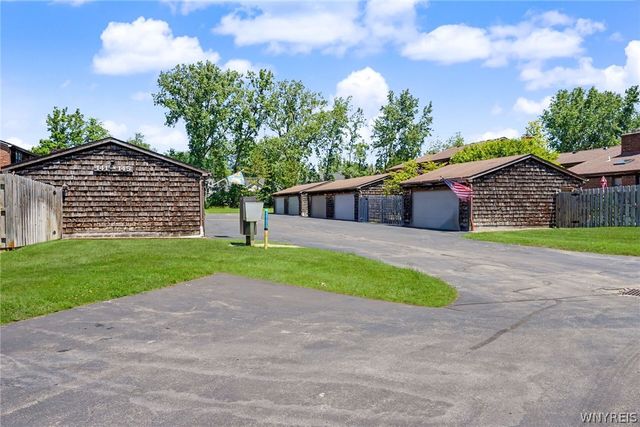 145 Wedgewood Drive, Amherst, NY 14221