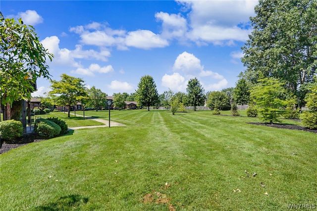 145 Wedgewood Drive, Amherst, NY 14221