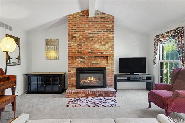 145 Wedgewood Drive, Amherst, NY 14221