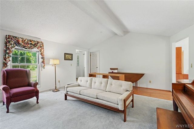 145 Wedgewood Drive, Amherst, NY 14221