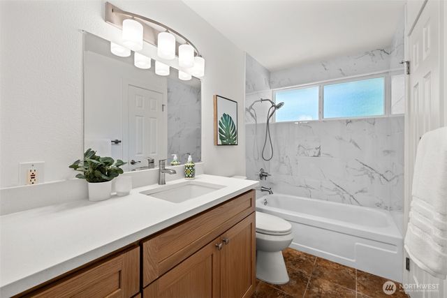 12627 NE 157th Street, Woodinville, WA 98072