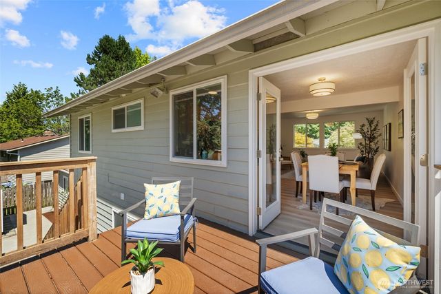 12627 NE 157th Street, Woodinville, WA 98072